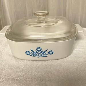 Corning Wear Dish with Lid